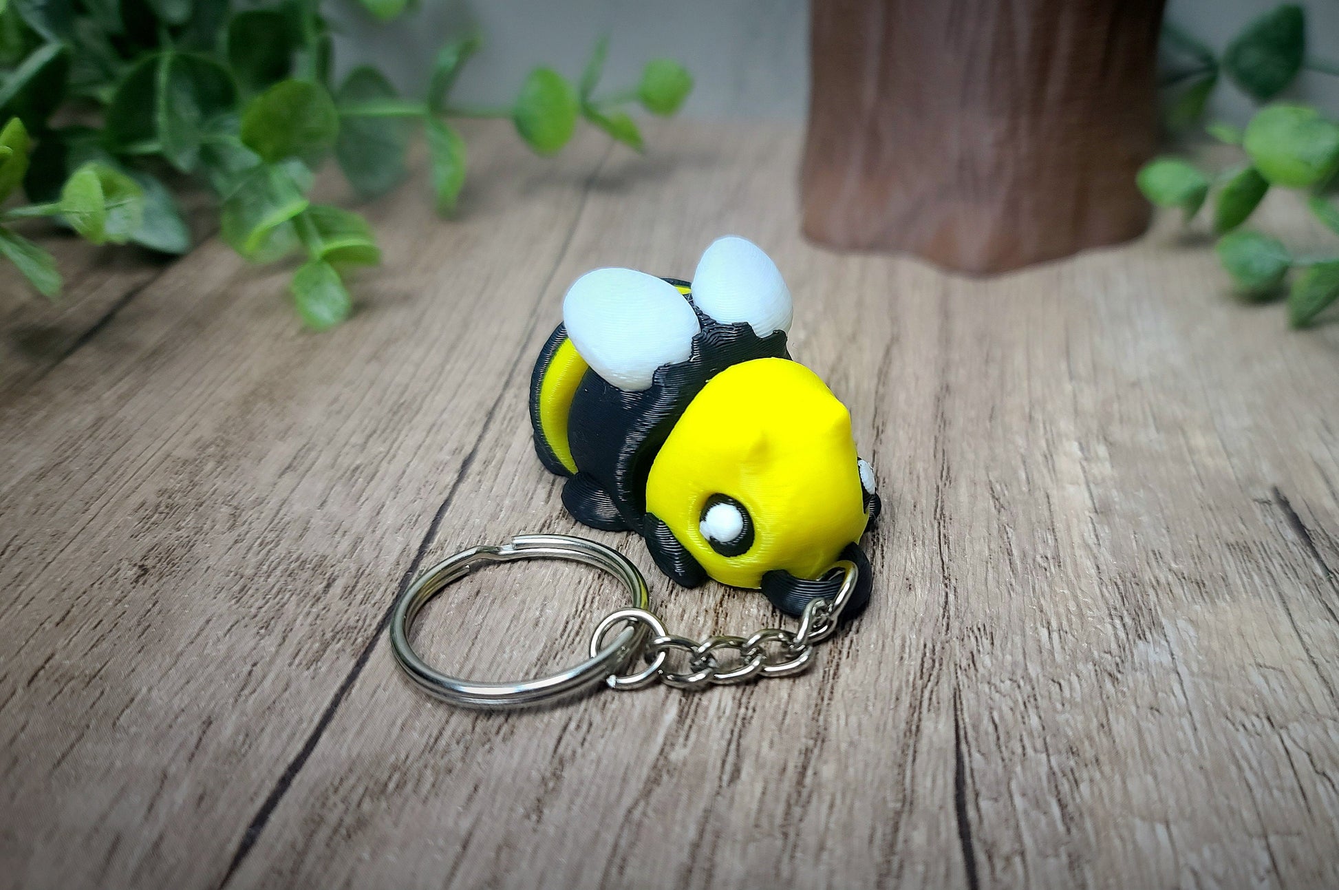 Bumble Bee Keychain, Gift for Bee Lovers, Bee Keeper