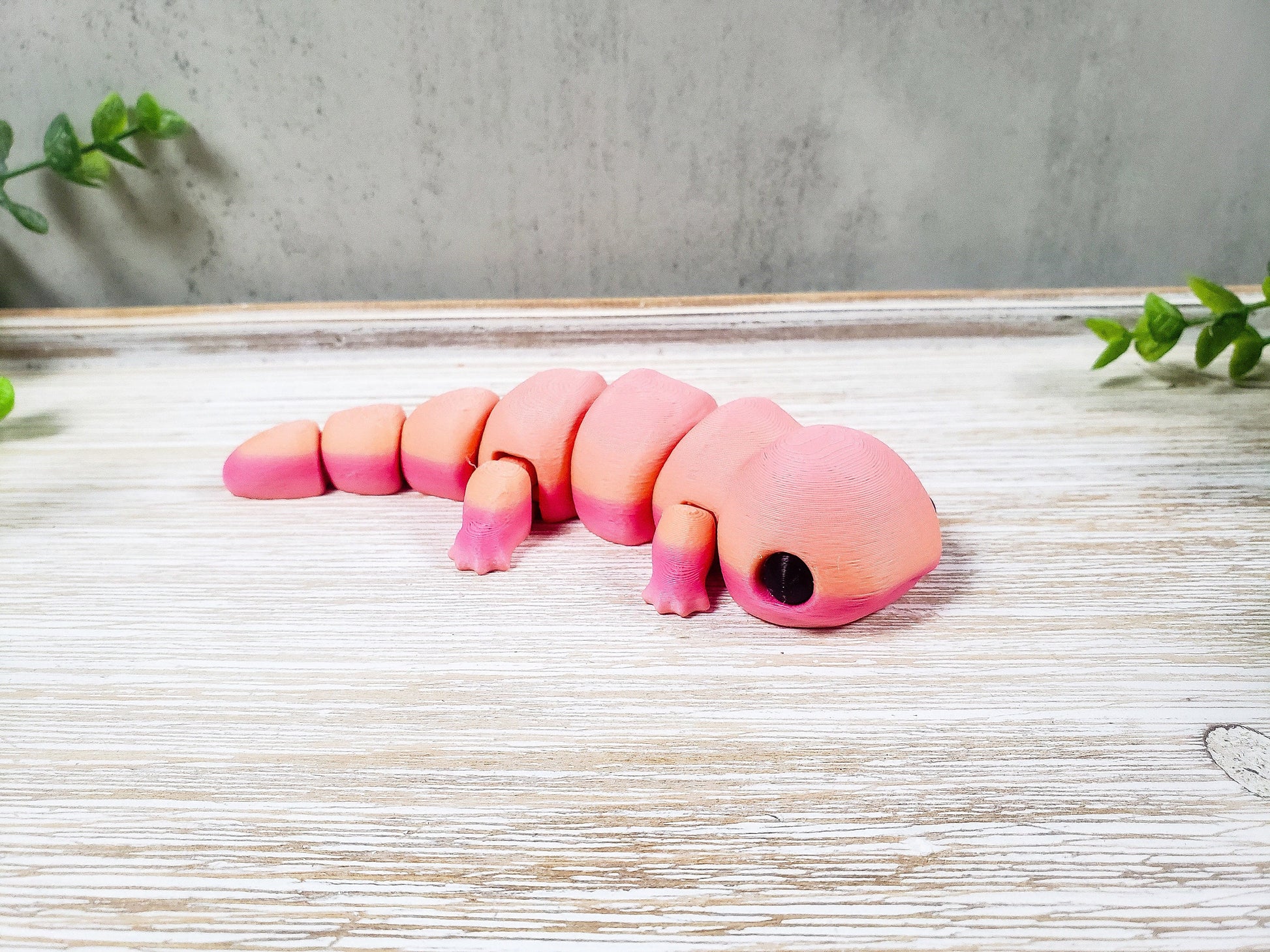 Salamander 3d Printed Figurine, Articulated Salamander, Flexi Salamander, Layers in Green