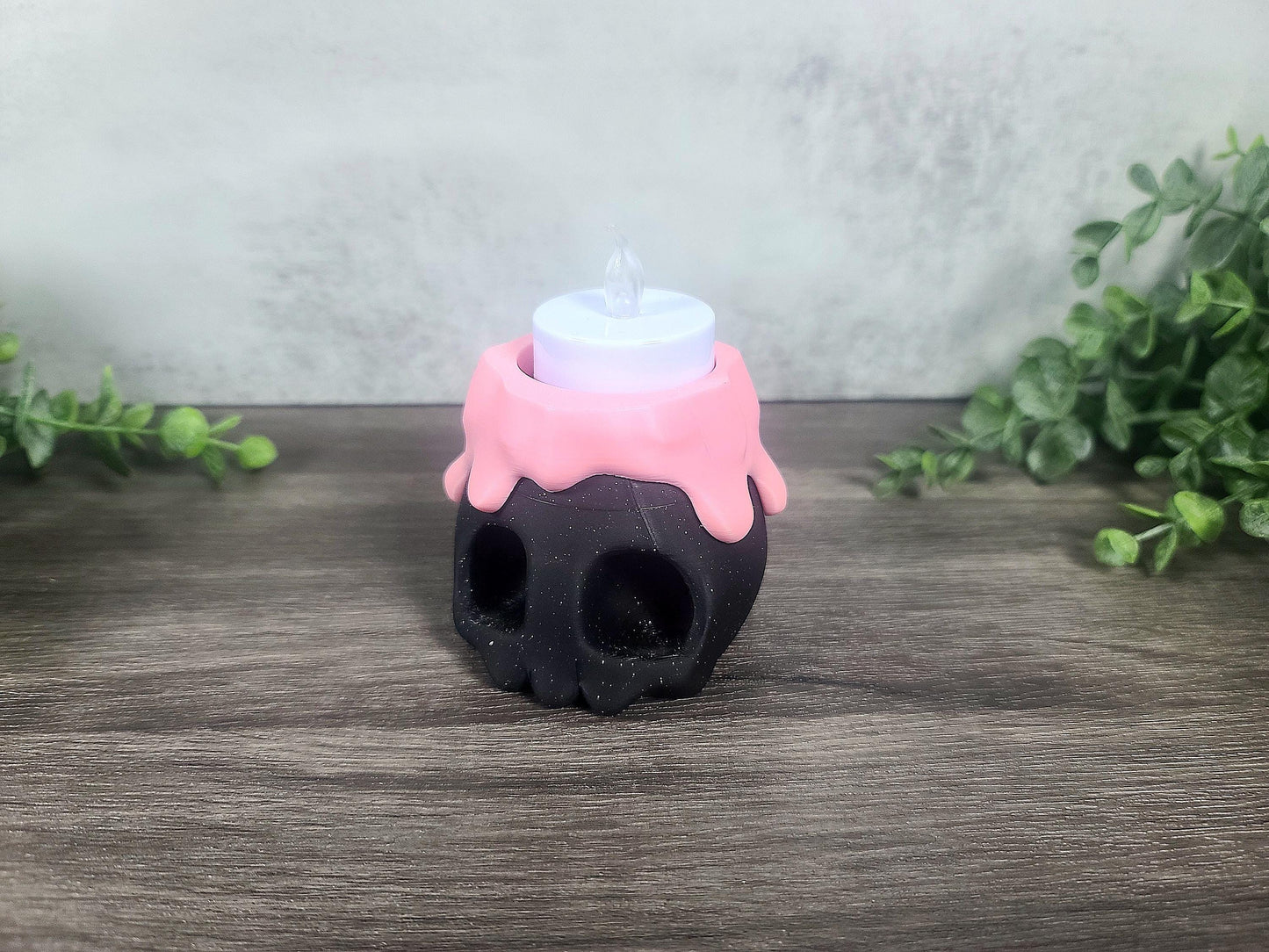 Gothic skull tealight holder, skull container